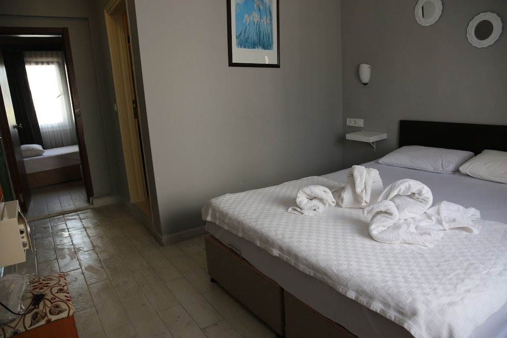 Битез: Bitez Hotel Seaside