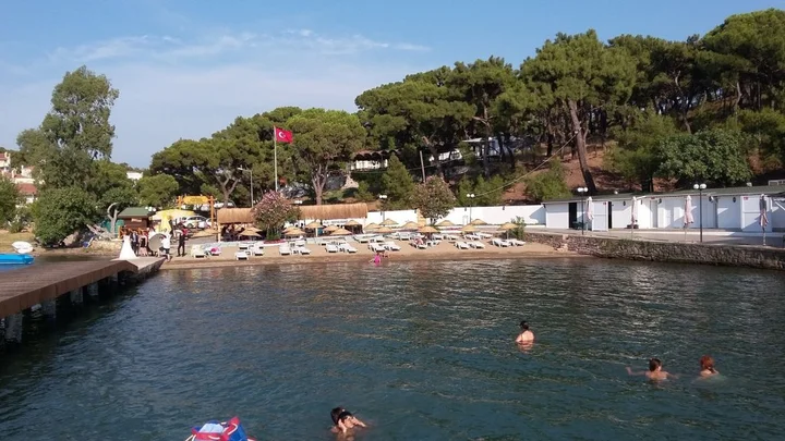 Айвалык: Ayvalik Camlik Villalari