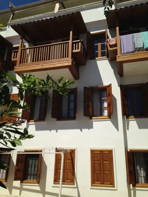 Калкан: The White House Kalkan