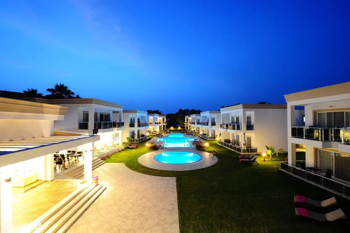 Голькой: Delita Hotel Golturkbuku
