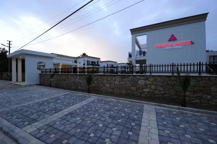 Голькой: Delita Hotel Golturkbuku