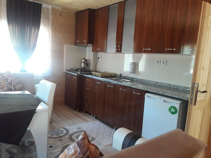 Чамлыхемшин: Meleklerin Evi Apart