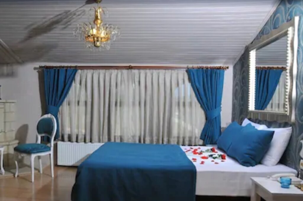 Сайл: Agva Inn Hotel