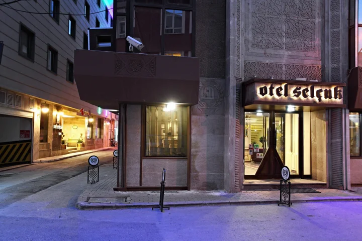 Конья: Selcuk Hotel
