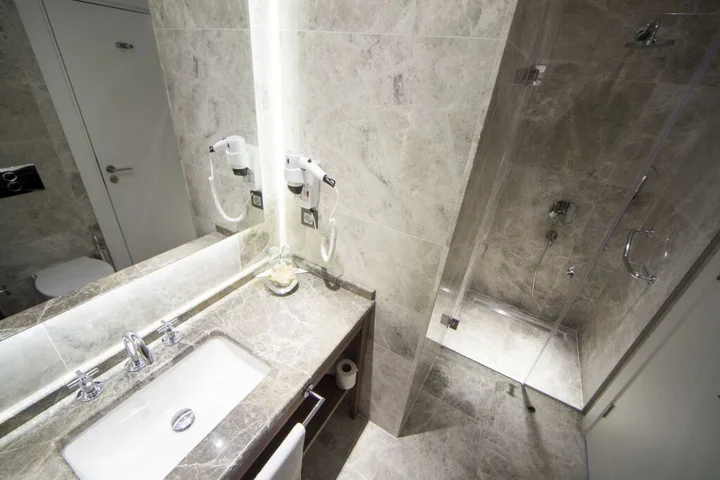 Муданья: Montania Special Class Hotel