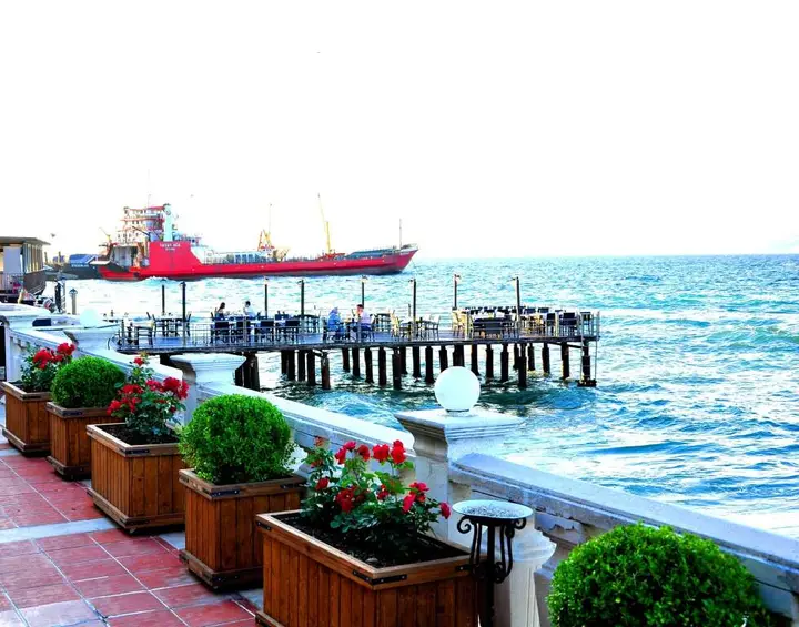 Муданья: Montania Special Class Hotel