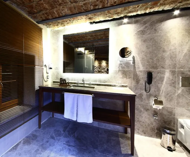 Муданья: Montania Special Class Hotel