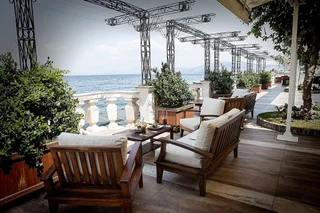 Муданья: Montania Special Class Hotel