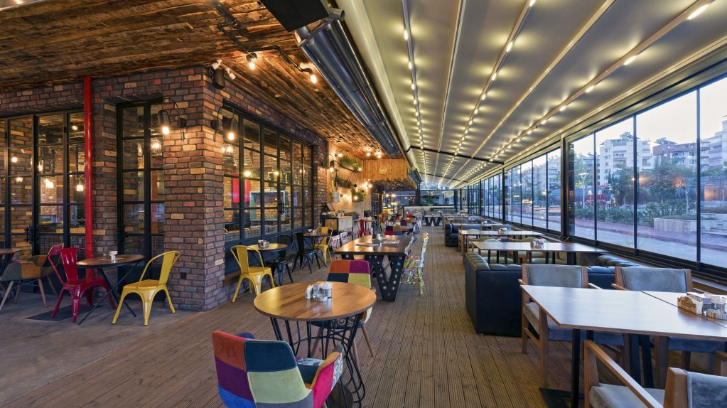Анталья: Voswos Garage Coffee & Hotel