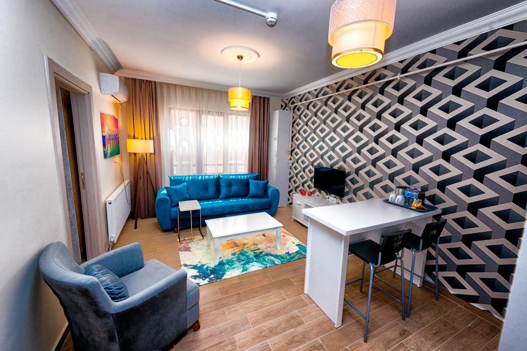 12 Rooms Boutique Hotel — фото 1
