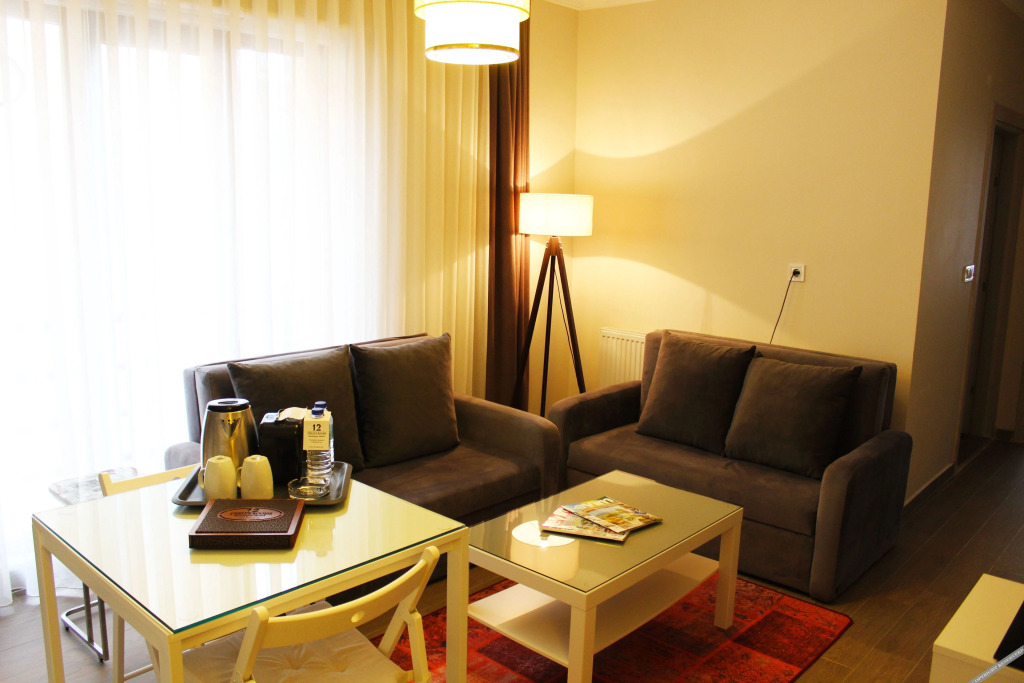 Чешмели: 12 Rooms Boutique Hotel