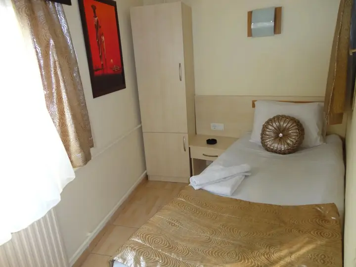 Измир: Olimpiyat Otel Izmir