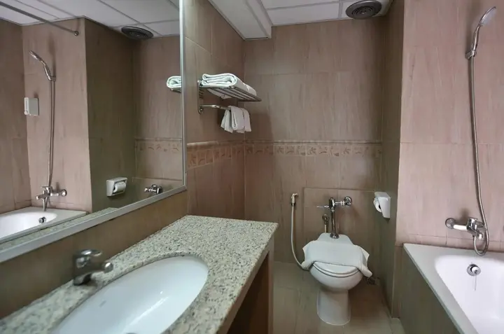 Измир: Olimpiyat Otel Izmir