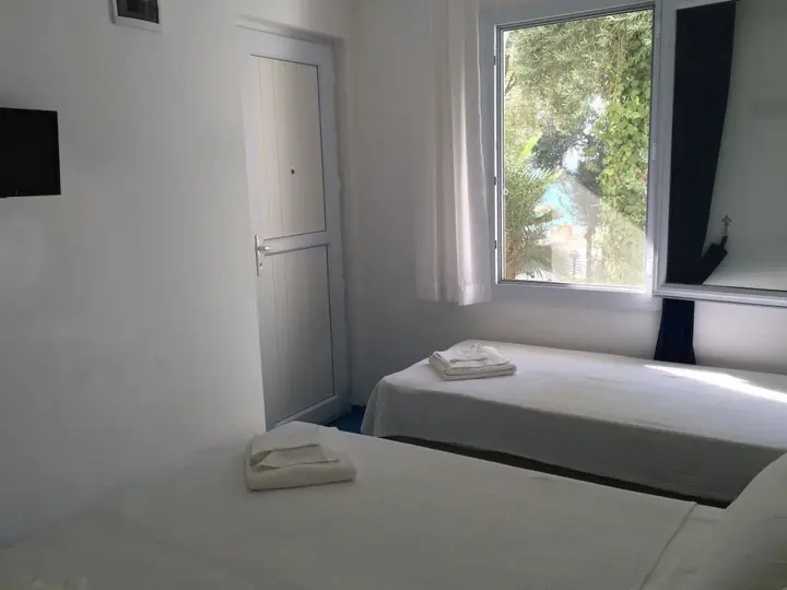 Гюверджинлик: Marvel Beach Hotel