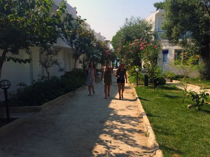 Гюверджинлик: Marvel Beach Hotel