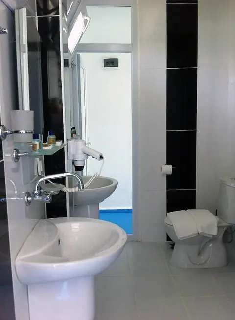 Гюверджинлик: Marvel Beach Hotel