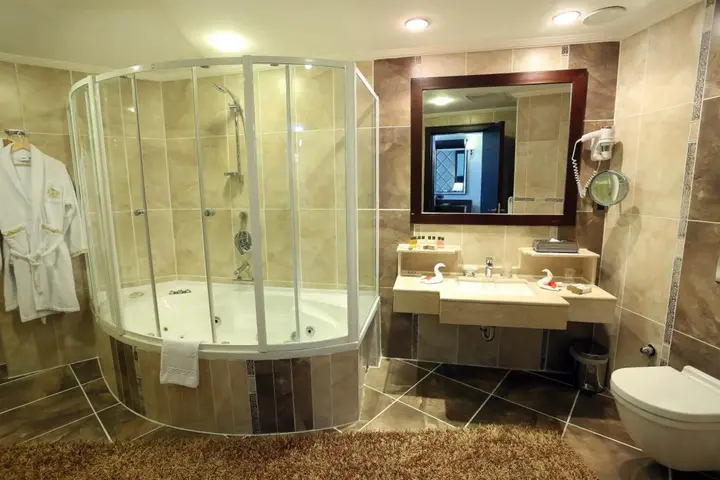 Бююкчекмедже: Eser Premium Hotel & Spa