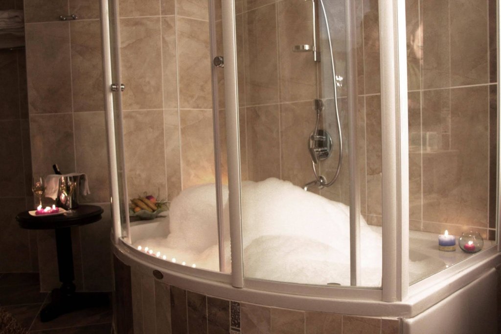Бююкчекмедже: Eser Premium Hotel & Spa
