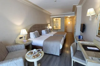 Бююкчекмедже: Eser Premium Hotel & Spa
