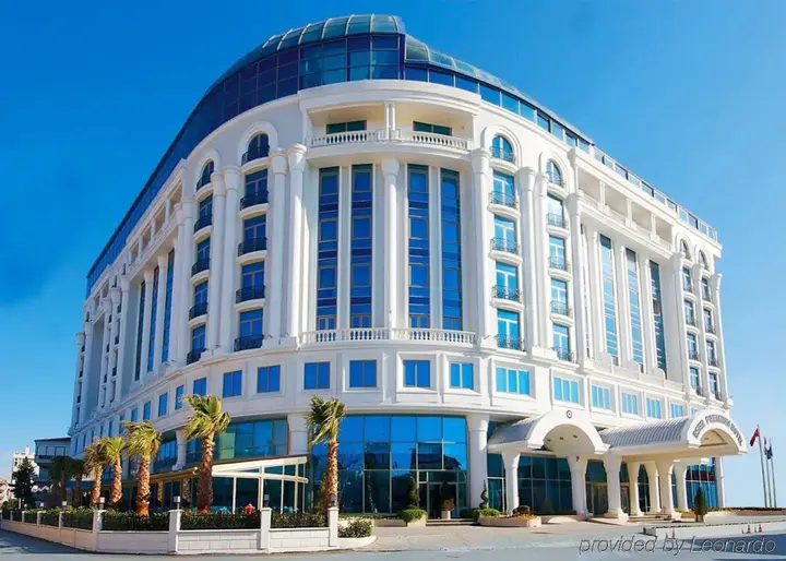 Бююкчекмедже: Eser Premium Hotel & Spa
