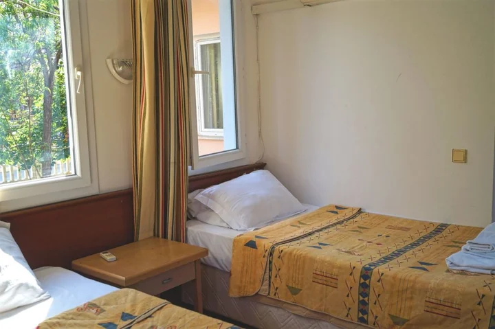 Текирова: Residence Garden Hotel