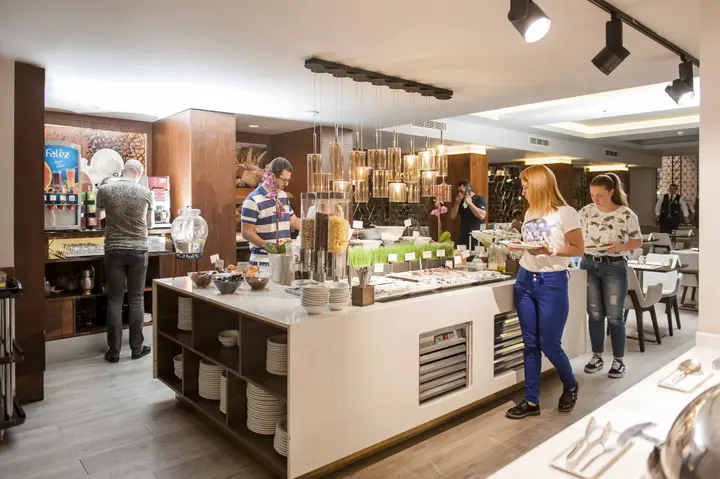 Измир: Smart Hotel