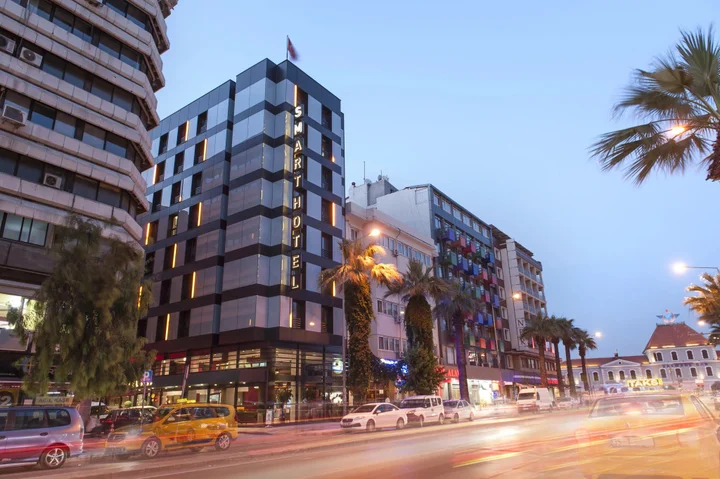 Измир: Smart Hotel