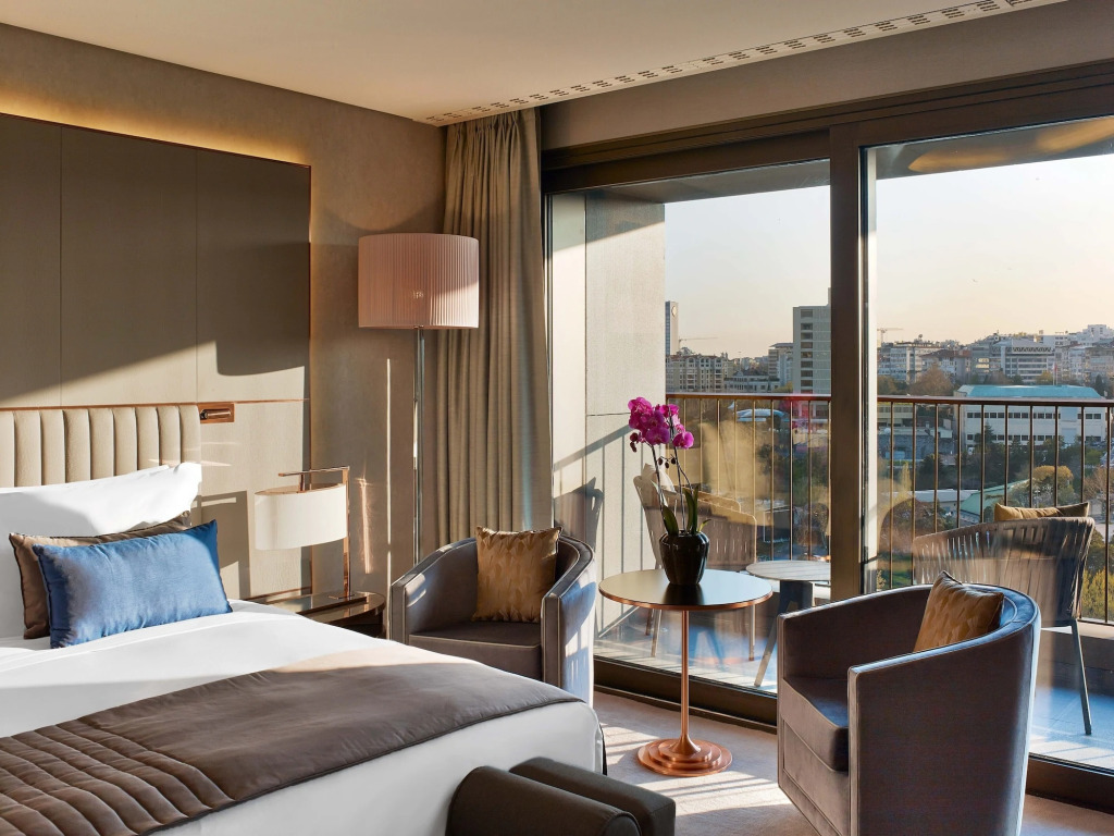 Стамбул: The St. Regis Istanbul