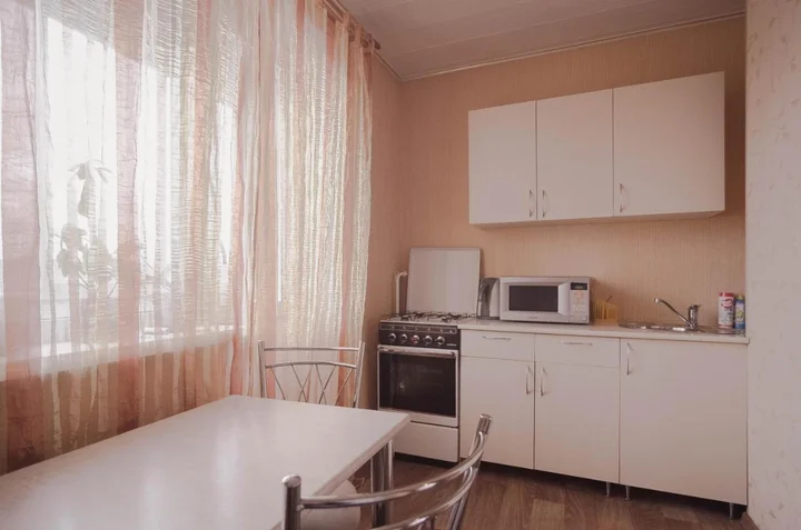 Тихвин: Apartments in 4-th microdistrict in Tihvin