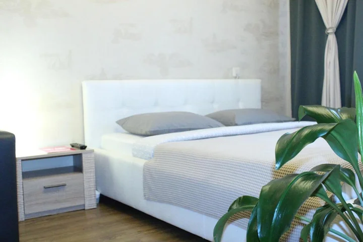 Тихвин: Apartments in 4-th microdistrict in Tihvin