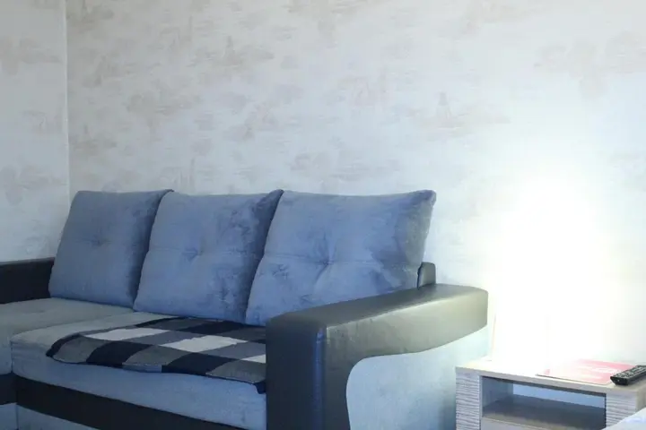Тихвин: Apartments in 4-th microdistrict in Tihvin