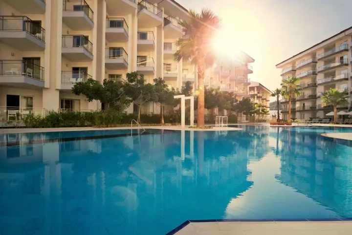 Ramada Hotel & Suites by Wyndham Kusadasi — фото 2