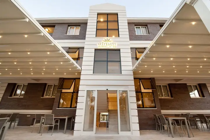 Чешме: Atrium Apart Hotel