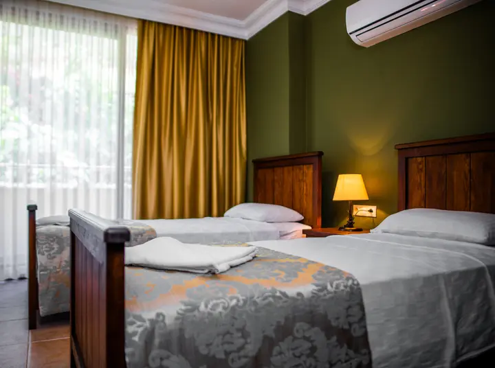 Турунч: Hotel Dores Residence