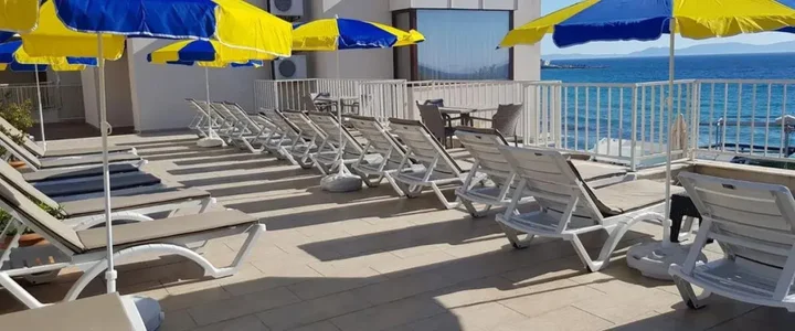 Кушадасы: Ladies Beach Suit Otel