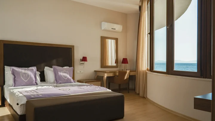Кушадасы: Ladies Beach Suit Otel