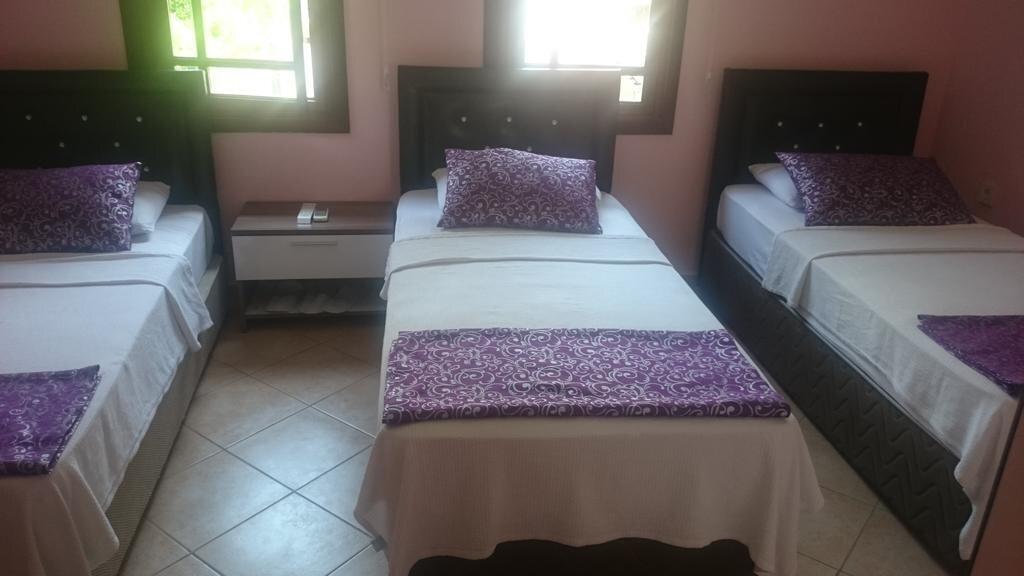 Анталья: Marina Hostel