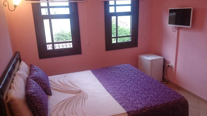 Анталья: Marina Hostel