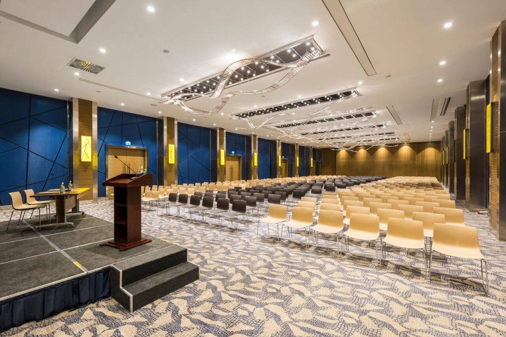 Стамбул: Отель Crowne Plaza Istanbul Florya