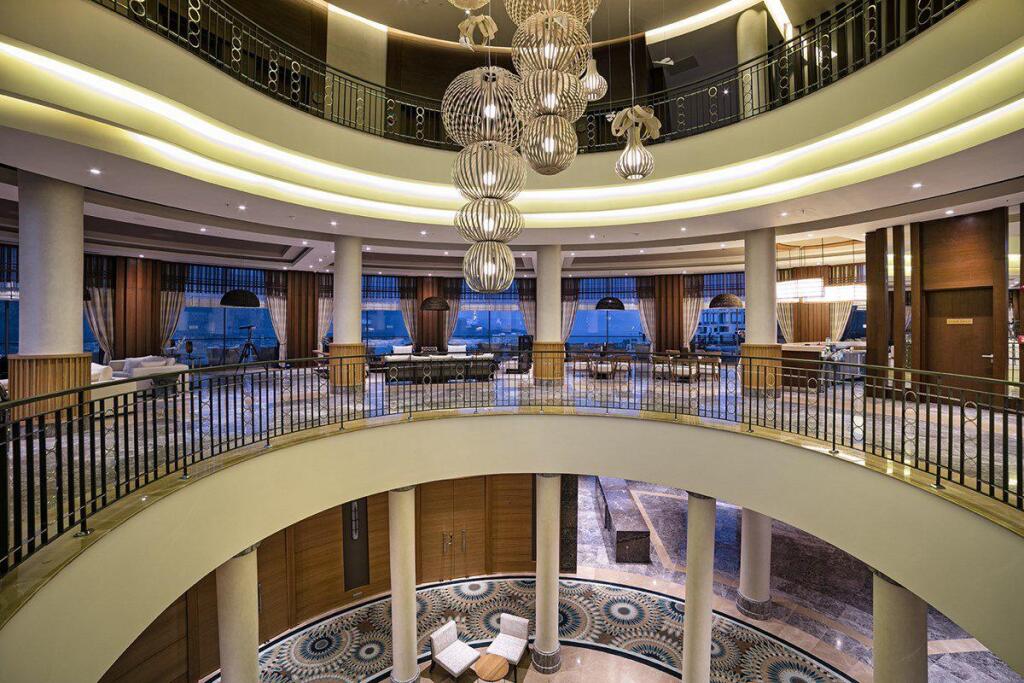Гюверджинлик: Titanic Luxury Collection Bodrum