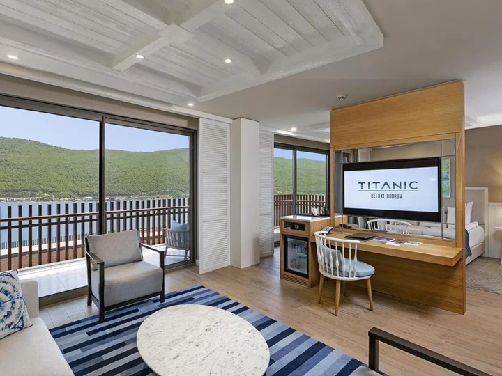 Гюверджинлик: Titanic Luxury Collection Bodrum