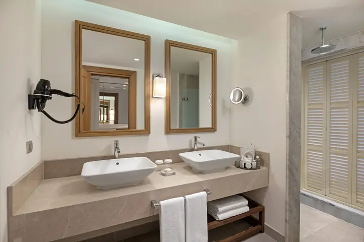 Гюверджинлик: Titanic Luxury Collection Bodrum