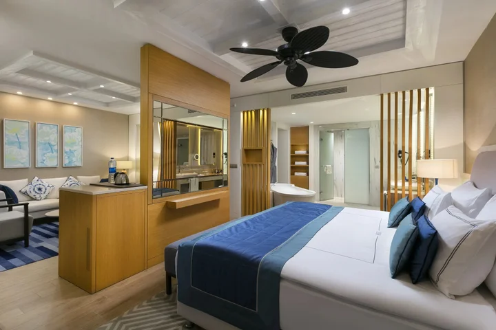 Гюверджинлик: Titanic Luxury Collection Bodrum