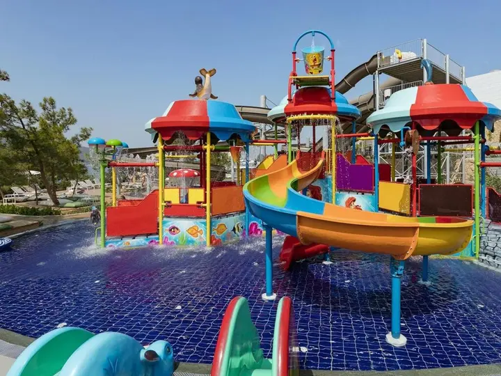 Гюверджинлик: Titanic Luxury Collection Bodrum