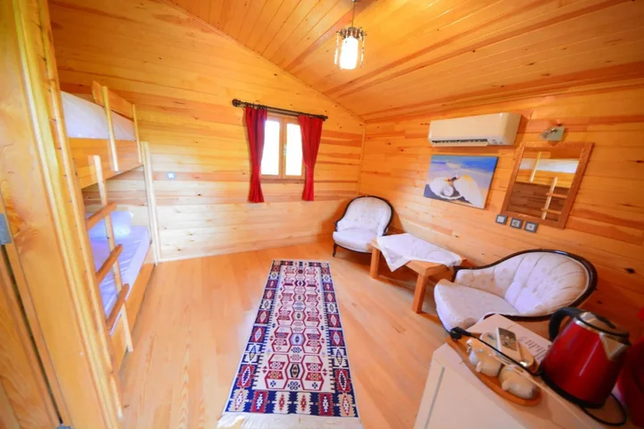 Чиралы: Lemon Garden Lodge