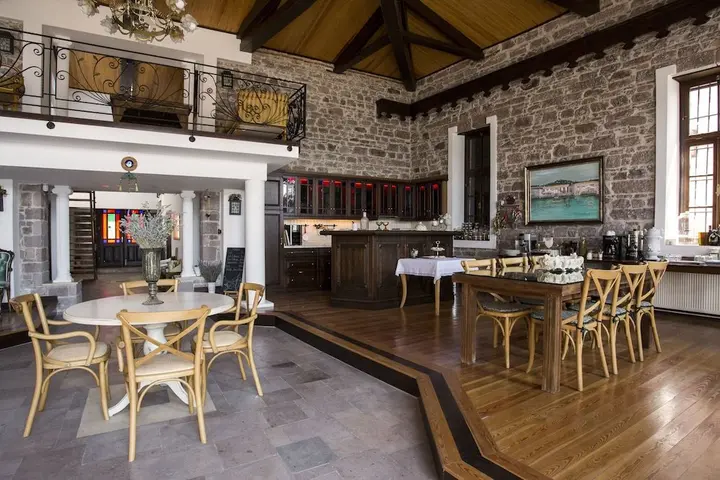 Айвалык: Beyaz Yali Butik Otel
