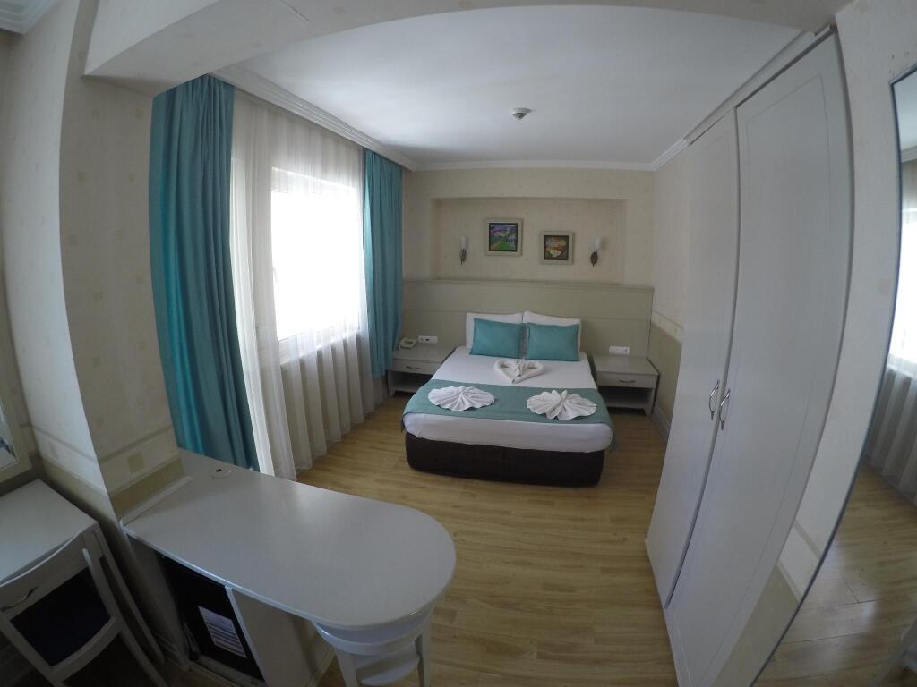 Мармарис: Almena Hotel