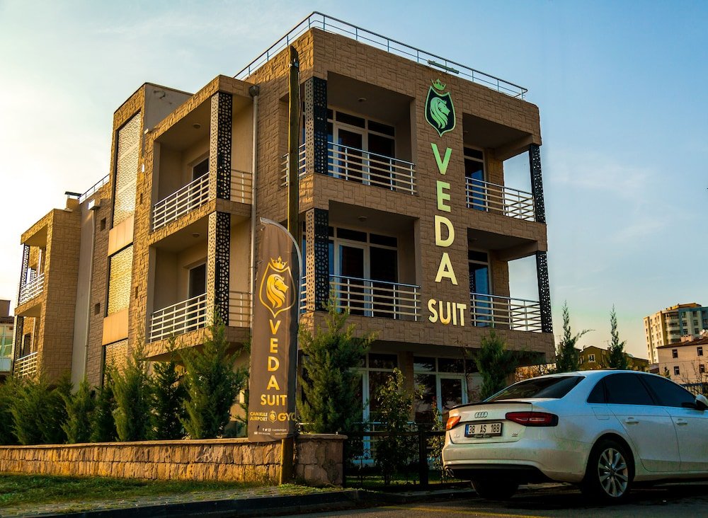 Кайсери: Veda Suit