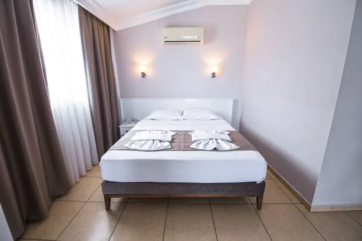Аланья: Kleopatra Tower Suite Hotel