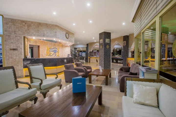 Аланья: Kleopatra Tower Suite Hotel
